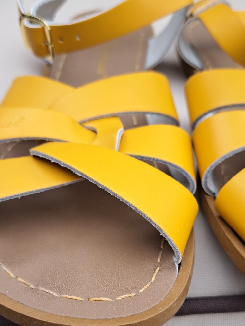 SALT WATER MUSTARD YELLOW Sandals SIZE US W10 - Picture 12 of 17